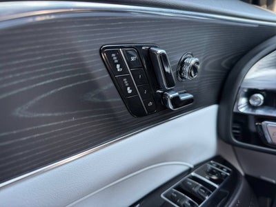 2024 Cadillac LYRIQ Luxury 1