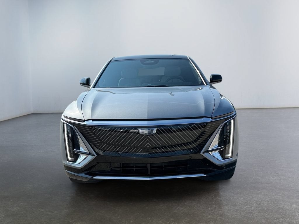 2024 Cadillac LYRIQ Luxury 1