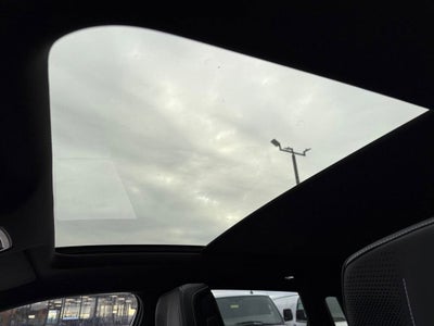 2024 Cadillac LYRIQ Luxury 2