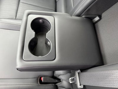 2024 Cadillac LYRIQ Luxury 2