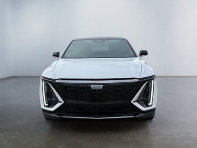 2024 Cadillac LYRIQ Luxury 2