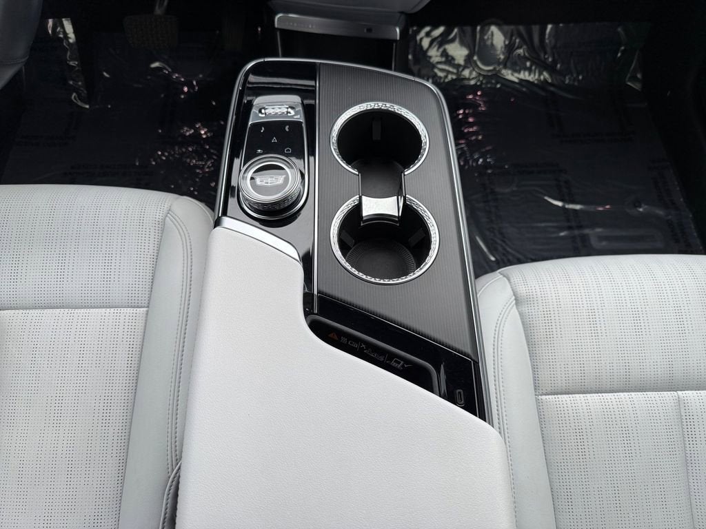 2024 Cadillac LYRIQ Sport 1