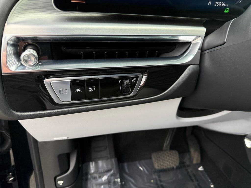 2024 Cadillac LYRIQ Sport 1