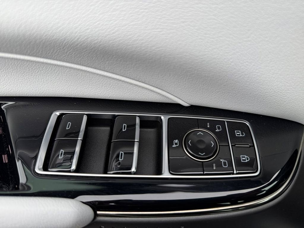 2024 Cadillac LYRIQ Sport 1