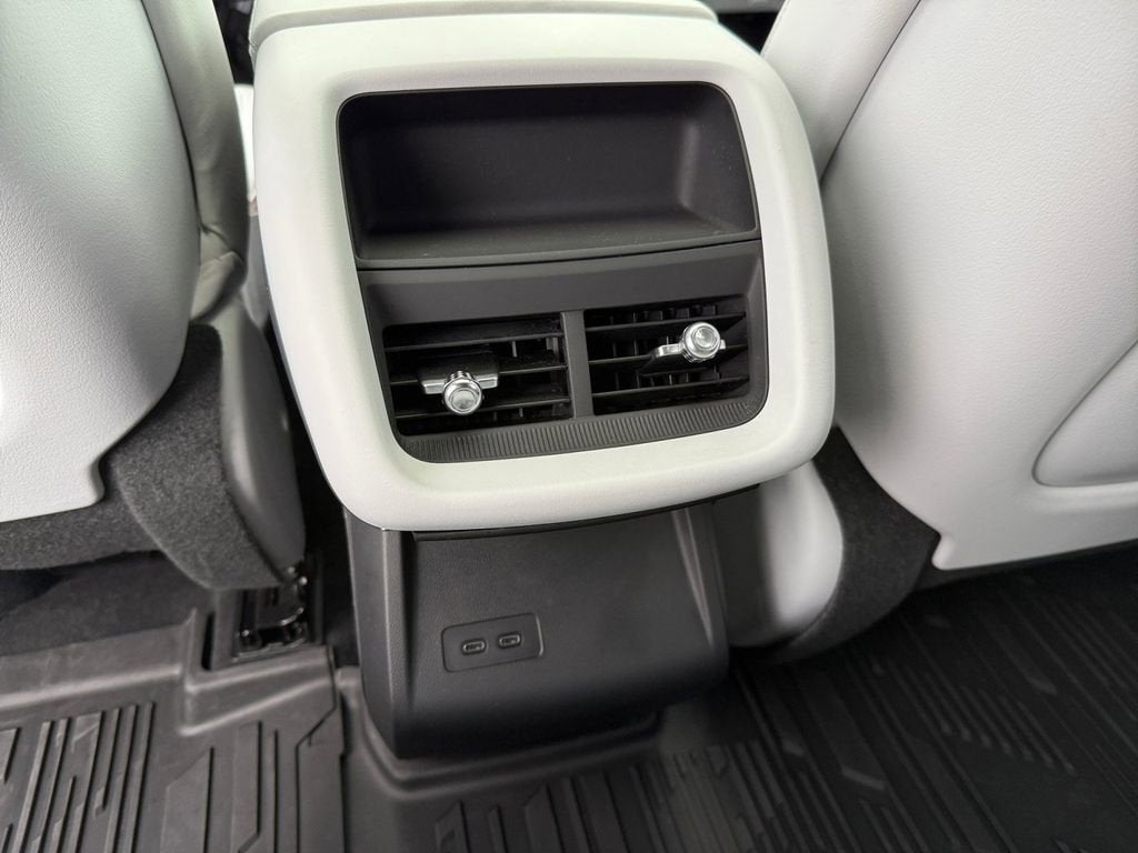 2024 Cadillac LYRIQ Sport 1