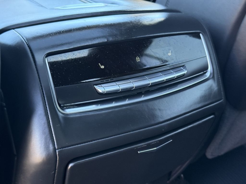 2022 Cadillac Escalade Sport Platinum