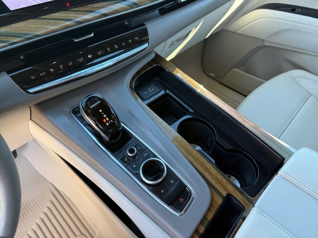 2023 Cadillac Escalade ESV Sport Platinum