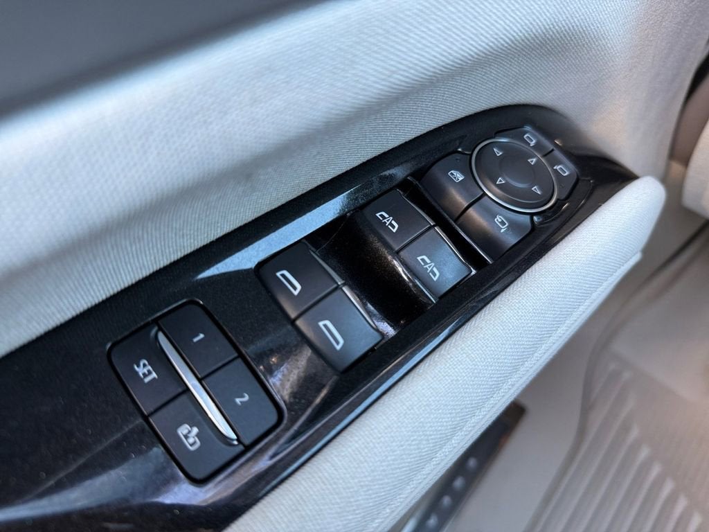 2023 Cadillac Escalade ESV Sport Platinum