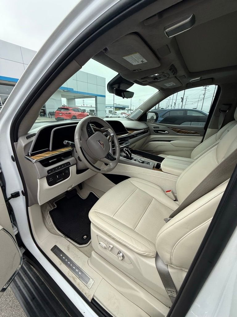 2023 Cadillac Escalade ESV Sport Platinum