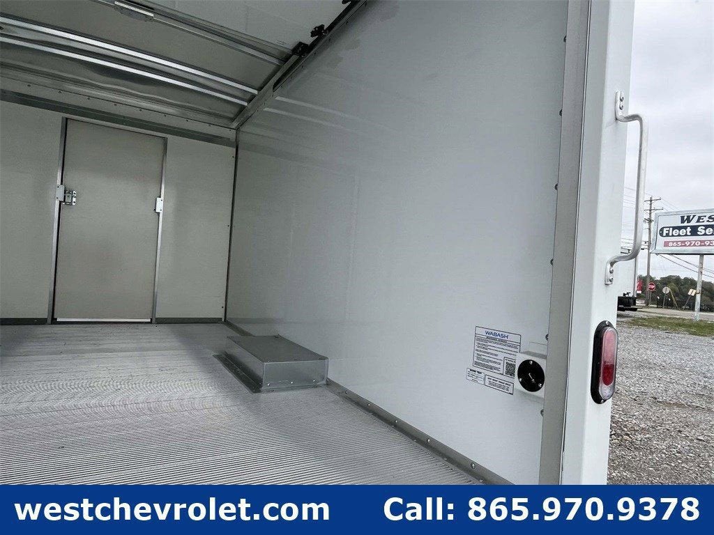 2024 Chevrolet Express Cutaway 3500 1WT