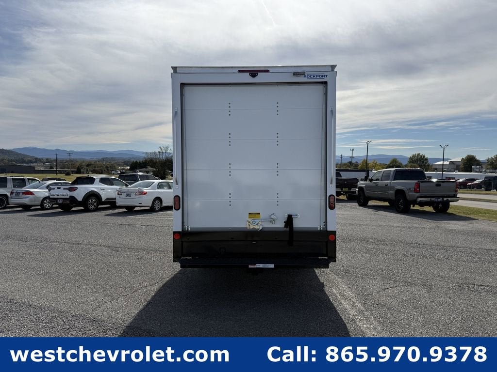 2025 Chevrolet Express Cutaway 3500 1WT