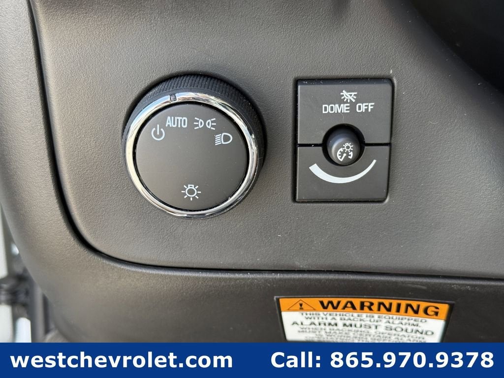 2025 Chevrolet Express Cutaway 3500 1WT