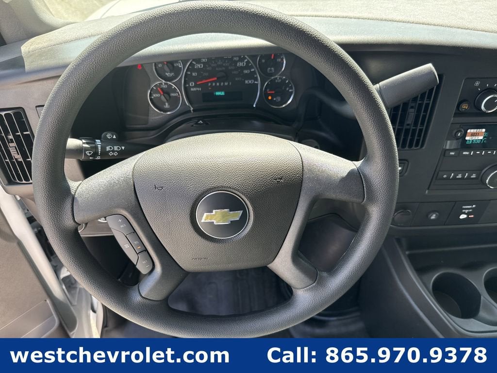 2026 Chevrolet Express Cutaway 3500 1WT
