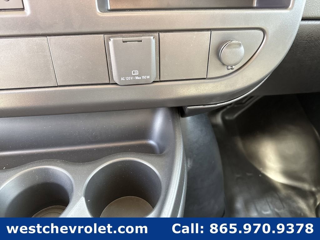 2026 Chevrolet Express Cutaway 3500 1WT
