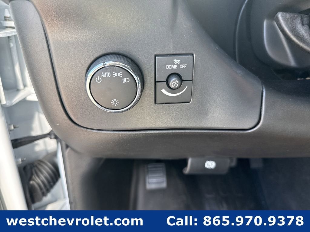 2026 Chevrolet Express Cutaway 3500 1WT
