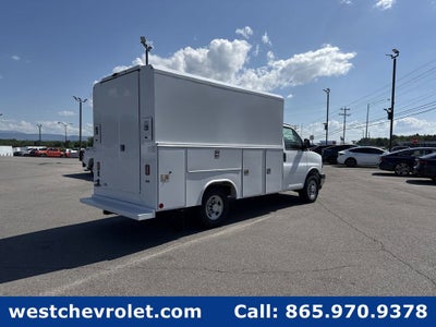 2026 Chevrolet Express Cutaway 3500 1WT