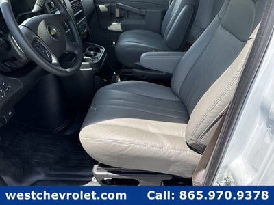 2026 Chevrolet Express Cutaway 3500 1WT
