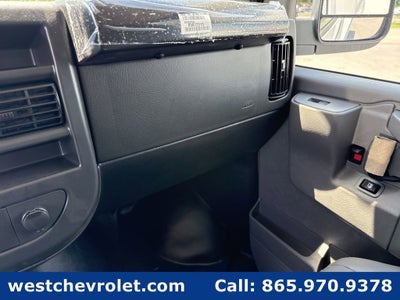2026 Chevrolet Express Cutaway 3500 1WT