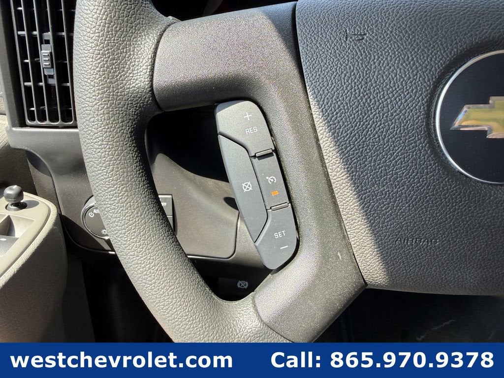 2026 Chevrolet Express Cutaway 3500 1WT