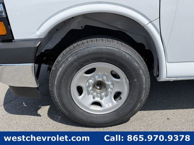 2026 Chevrolet Express Cutaway 3500 1WT