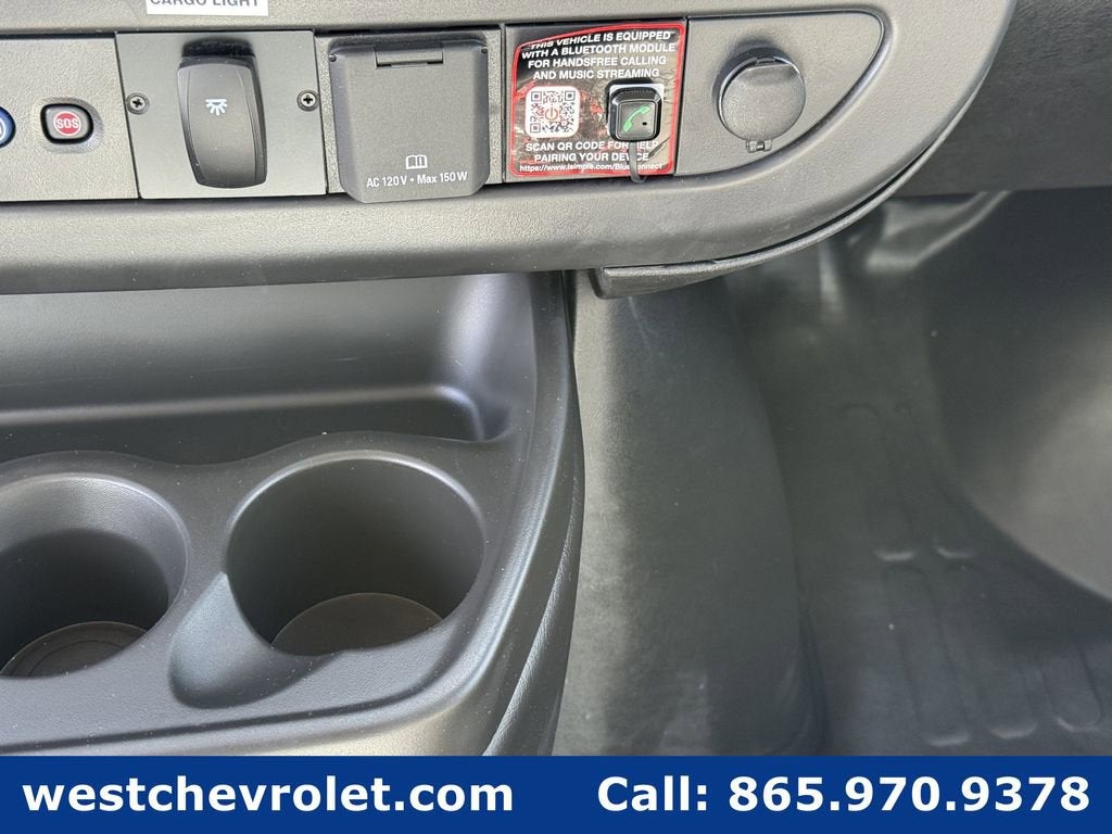 2025 Chevrolet Express Cutaway 3500 1WT