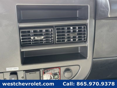 2025 Chevrolet Express Cutaway 3500 1WT