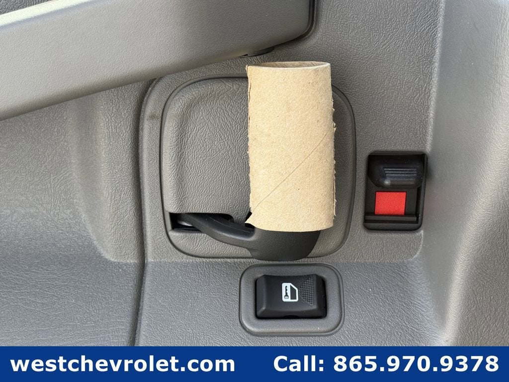 2025 Chevrolet Express Cutaway 3500 1WT