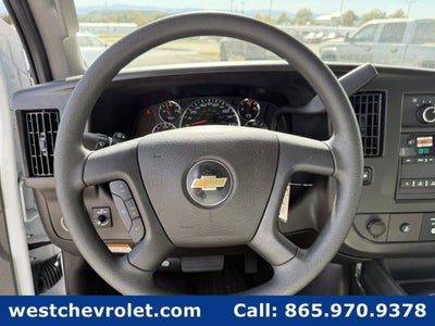 2025 Chevrolet Express Cutaway 3500 1WT