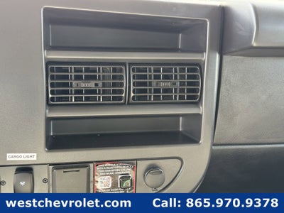 2025 Chevrolet Express Cutaway 3500 1WT