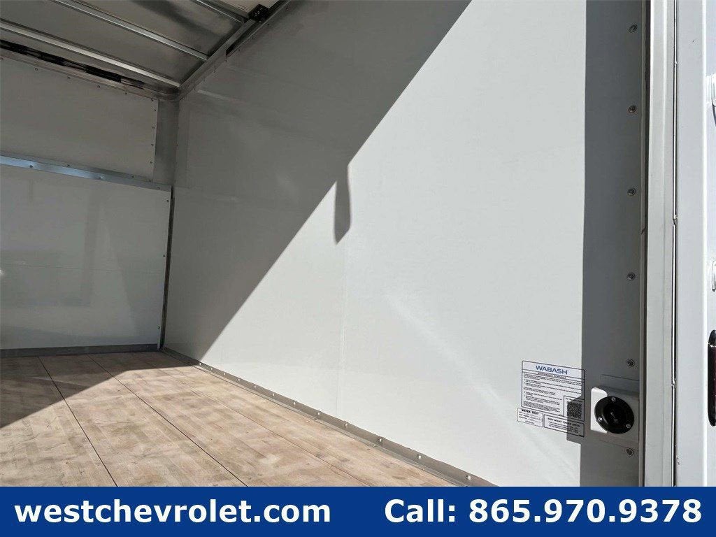 2024 Chevrolet Express Cutaway 3500 1WT