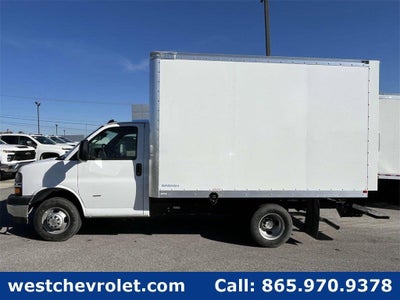 2024 Chevrolet Express Cutaway 3500 1WT
