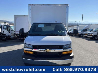 2024 Chevrolet Express Cutaway 3500 1WT