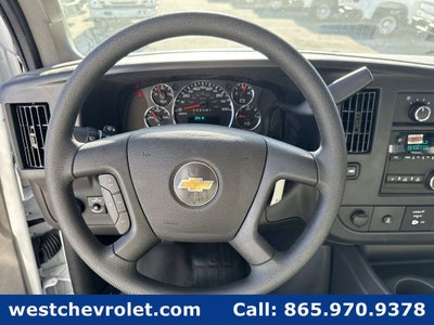 2025 Chevrolet Express Cutaway 3500 1WT