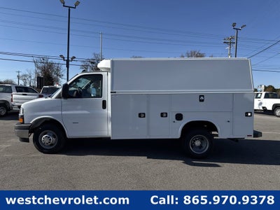 2025 Chevrolet Express Cutaway 3500 1WT