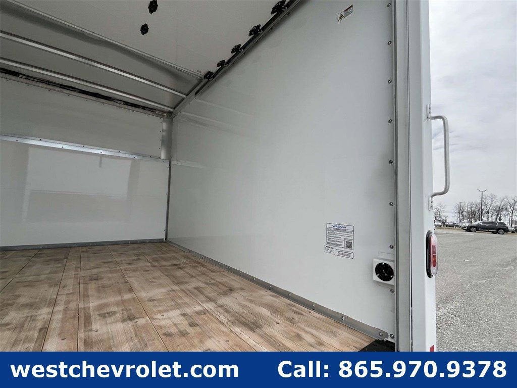 2024 Chevrolet Express Cutaway 3500 1WT