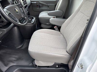 2023 Chevrolet Express Cutaway 3500 1WT