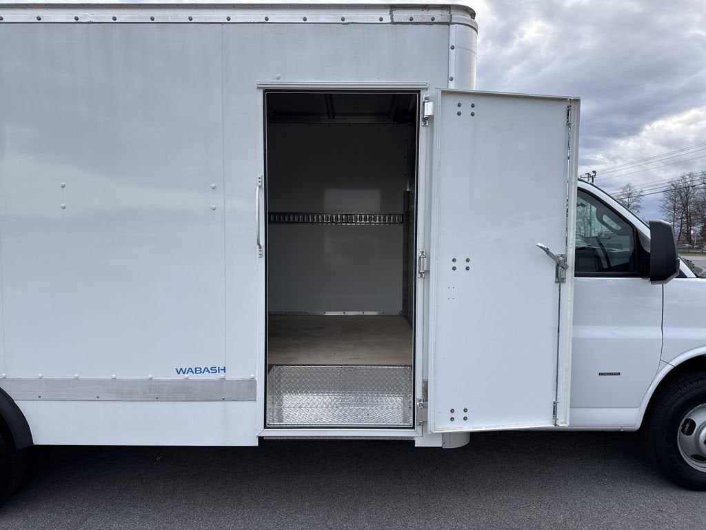 2023 Chevrolet Express Cutaway 3500 1WT
