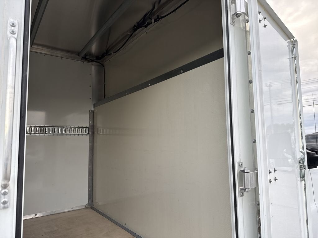 2023 Chevrolet Express Cutaway 3500 1WT