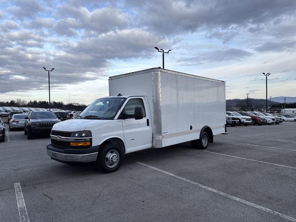 2023 Chevrolet Express Cutaway 3500 1WT