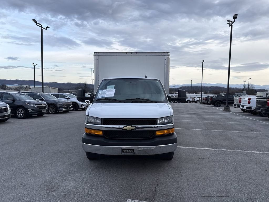 2023 Chevrolet Express Cutaway 3500 1WT