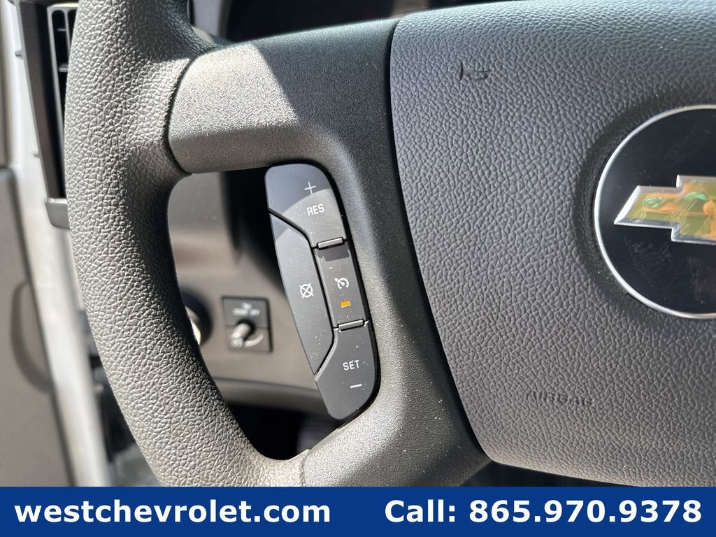 2026 Chevrolet Express Cutaway 4500 2WT