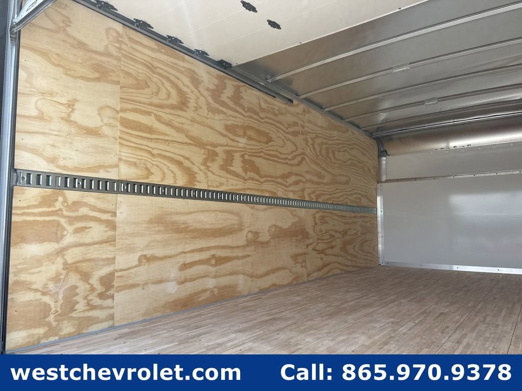 2026 Chevrolet Express Cutaway 4500 2WT