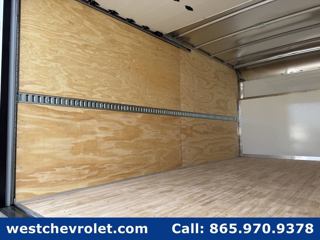 2026 Chevrolet Express Cutaway 4500 2WT