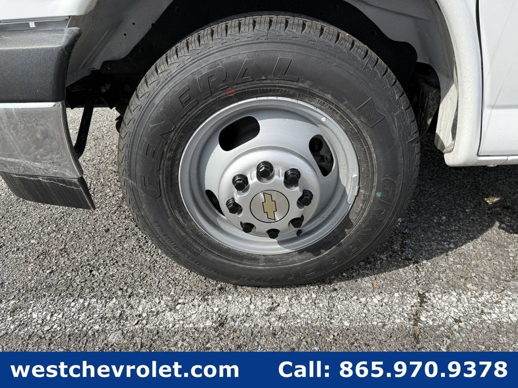 2026 Chevrolet Express Cutaway 4500 2WT