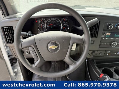 2025 Chevrolet Express Cutaway 4500 2WT