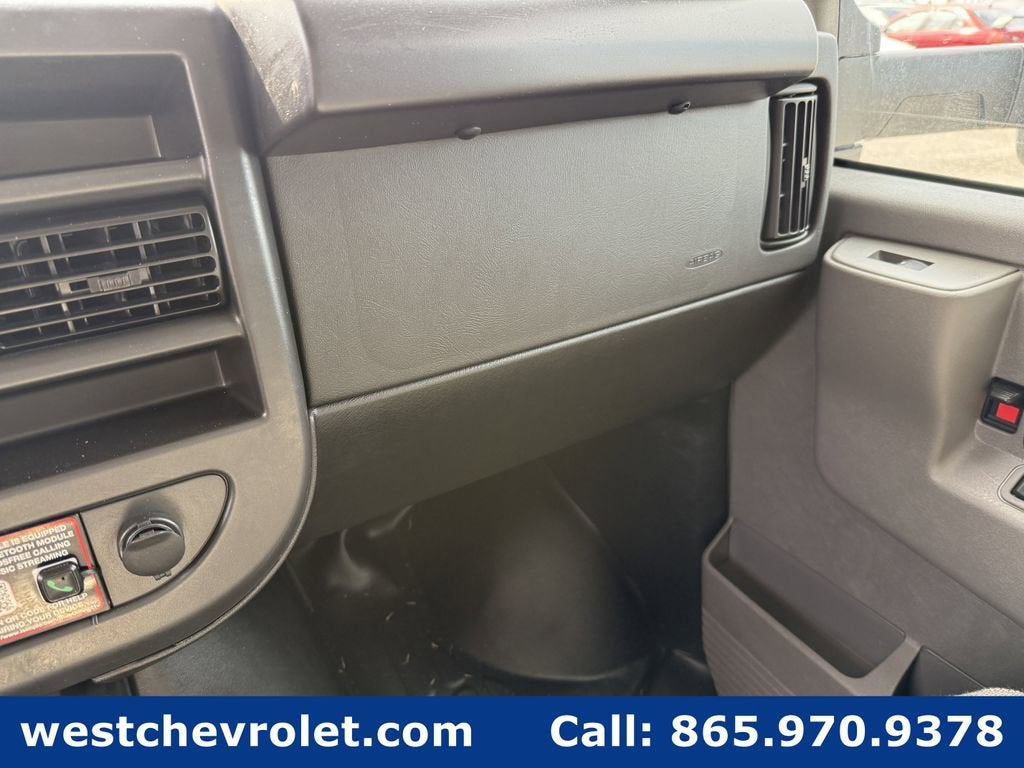 2025 Chevrolet Express Cutaway 4500 2WT