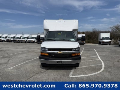 2025 Chevrolet Express Cutaway 4500 2WT