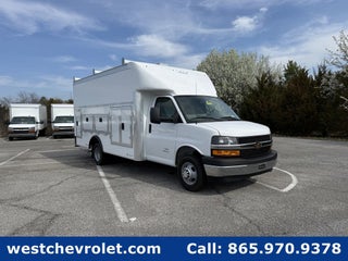 2025 Chevrolet Express Cutaway 4500 2WT