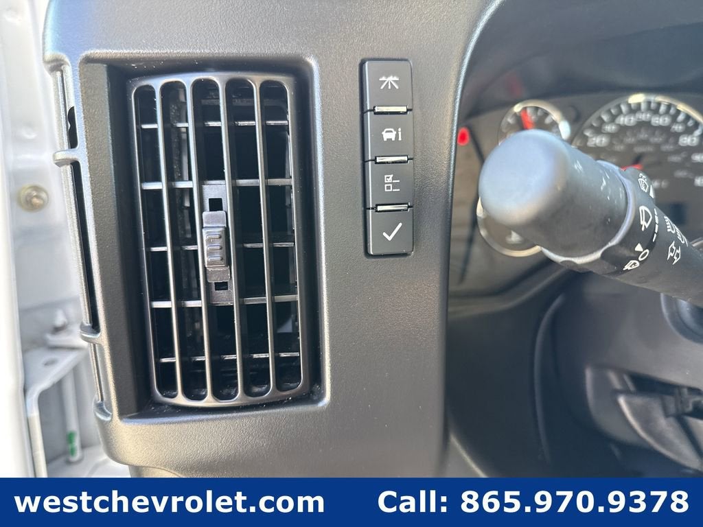 2025 Chevrolet Express Cutaway 4500 2WT