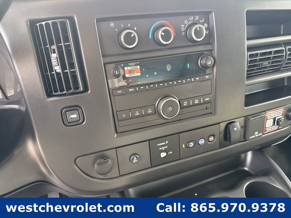 2026 Chevrolet Express Cutaway 4500 2WT